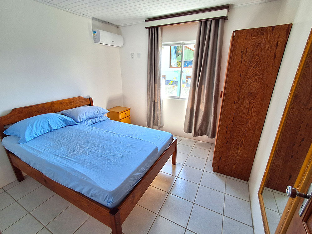 Dormit&oacute;rio 02