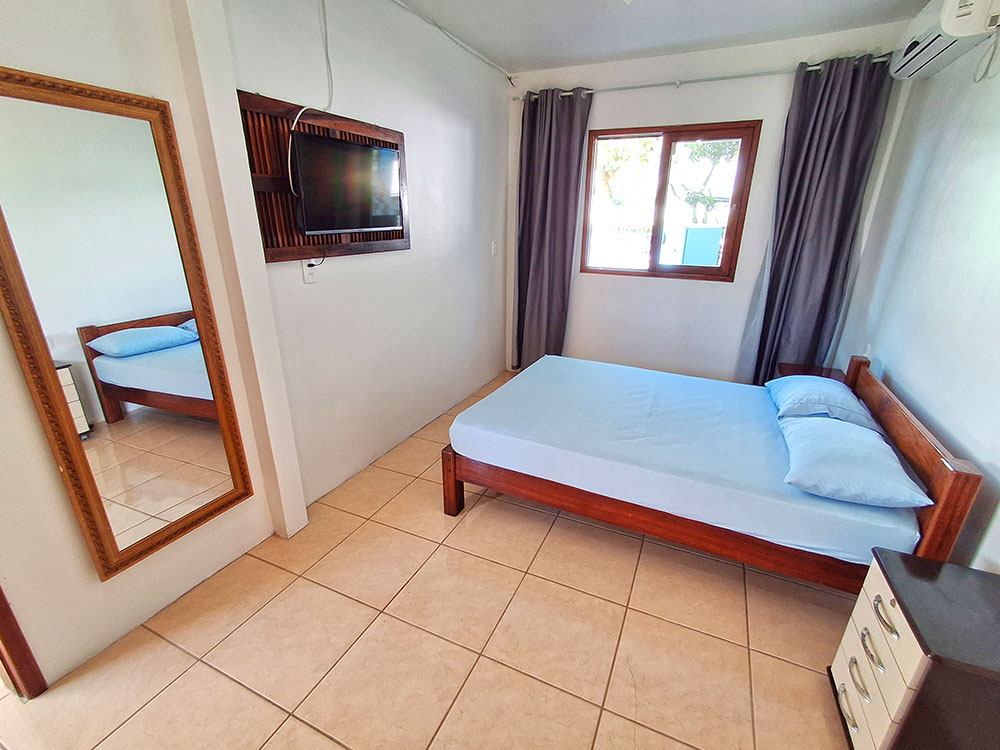 Dormit&oacute;rio 01 (su&iacute;te)