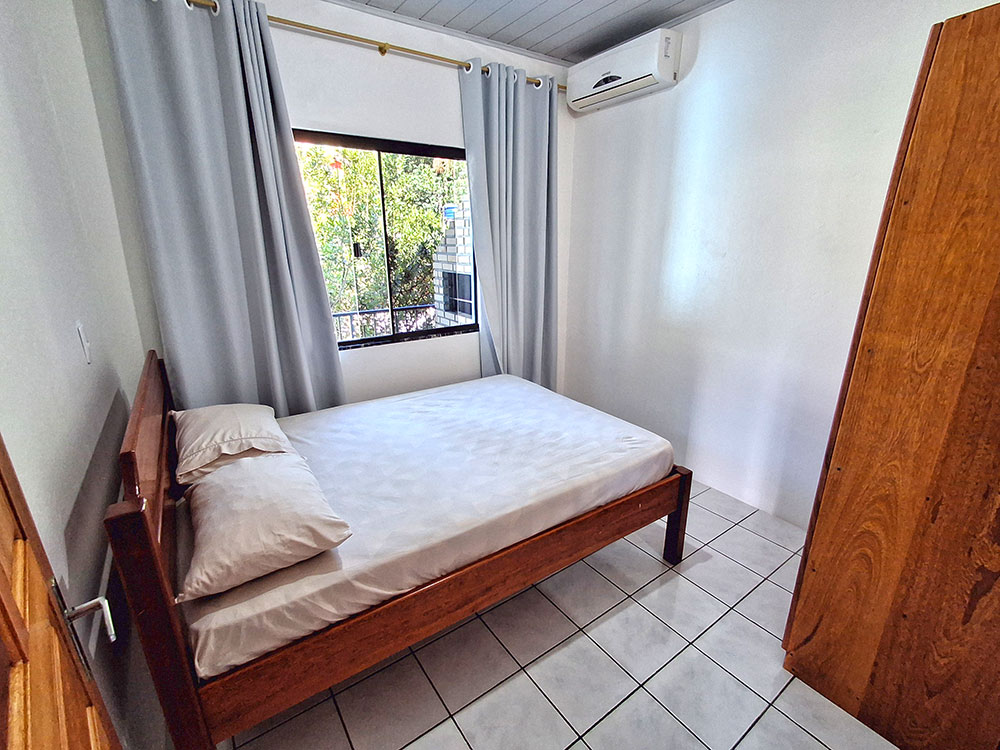 Dormit&oacute;rio 01