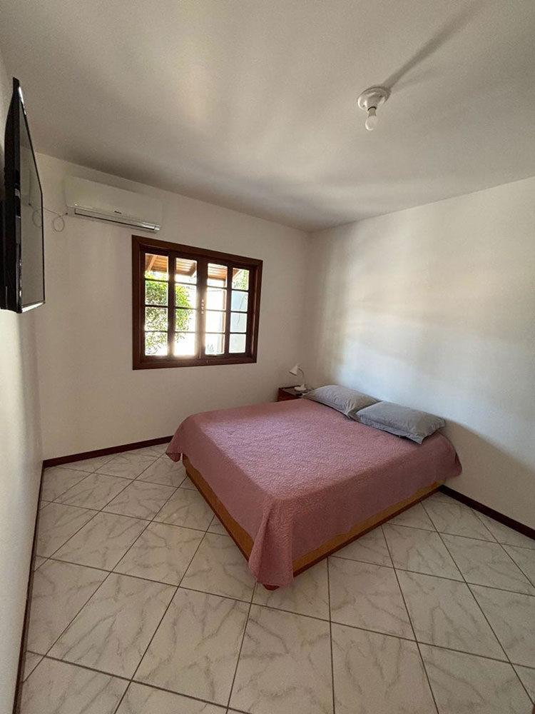 Dormit&oacute;rio 02