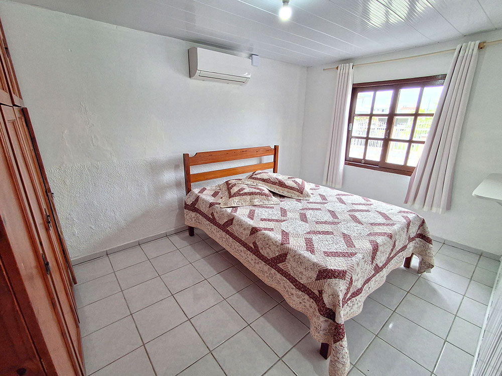 Dormit&oacute;rio 03