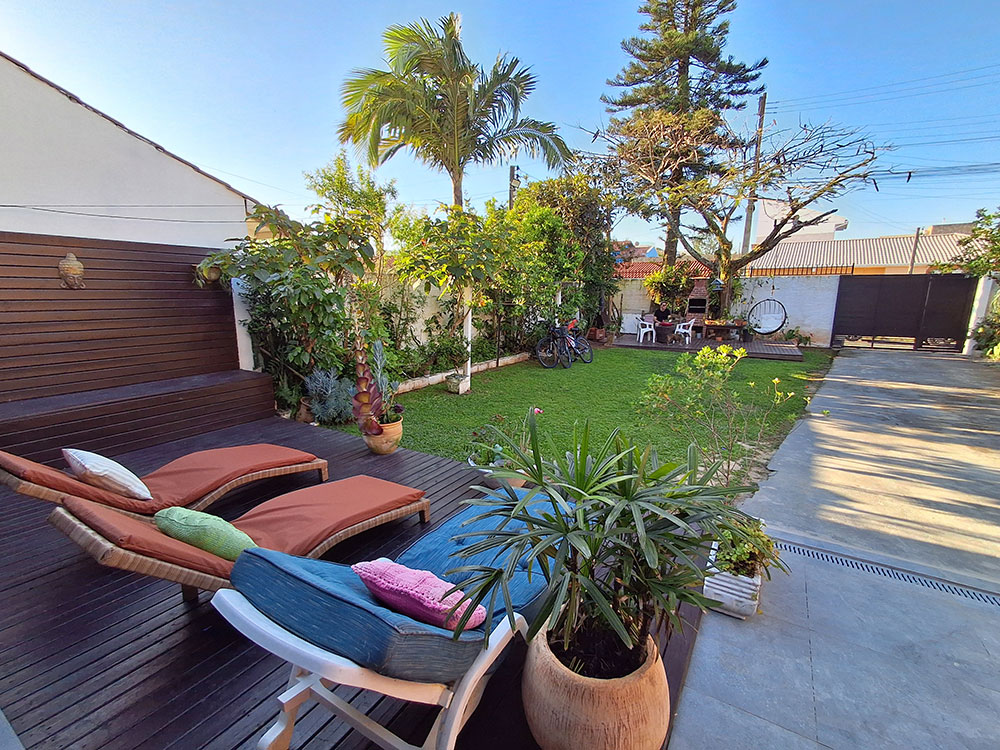 Deck com espregui&ccedil;adeiras