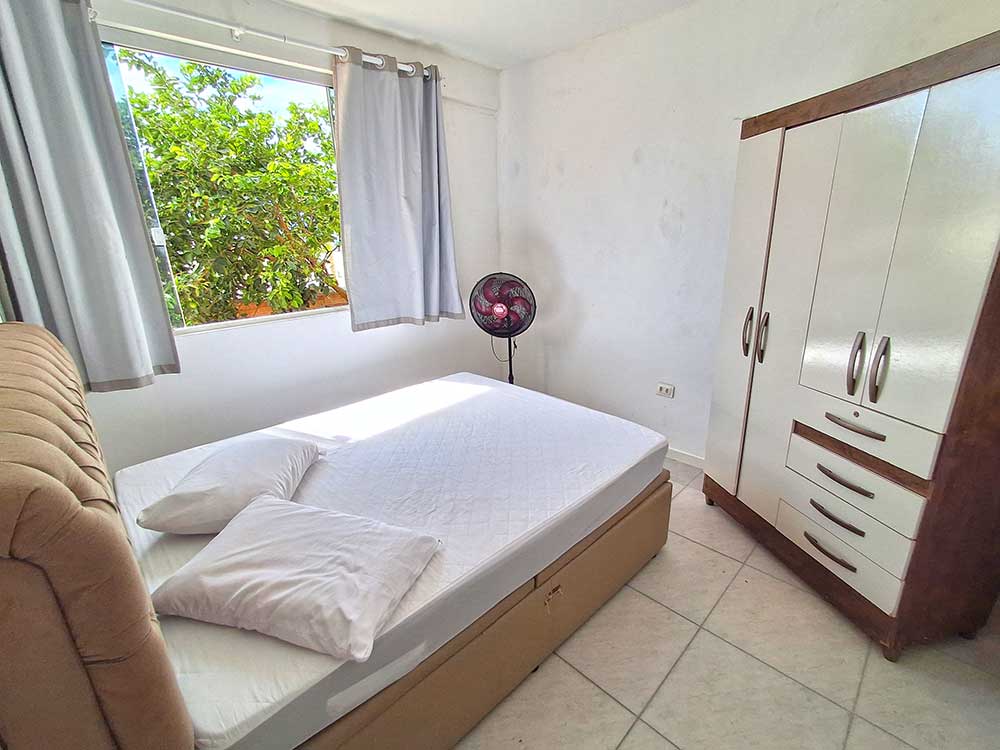 Dormit&oacute;rio 01